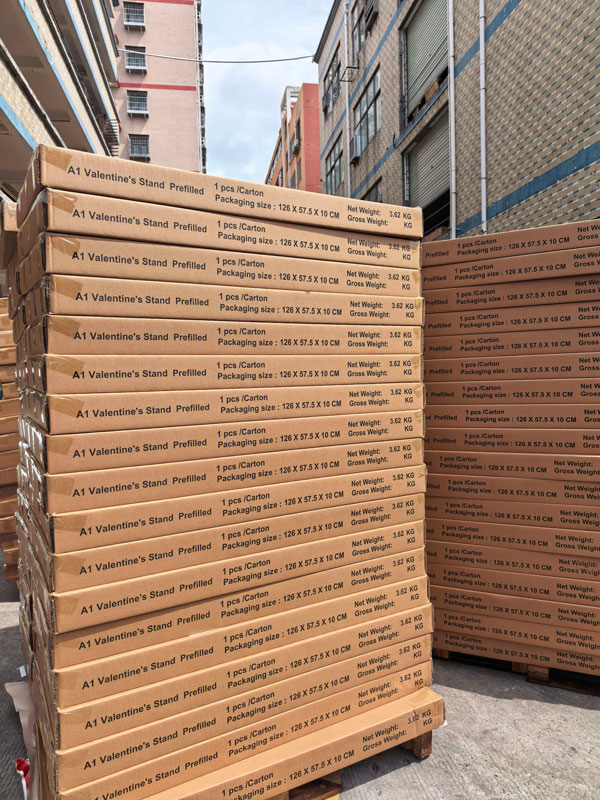 Una gran cantidad de pedidos de SINST se cargaron en contenedores y se enviaron a mercados extranjeros.